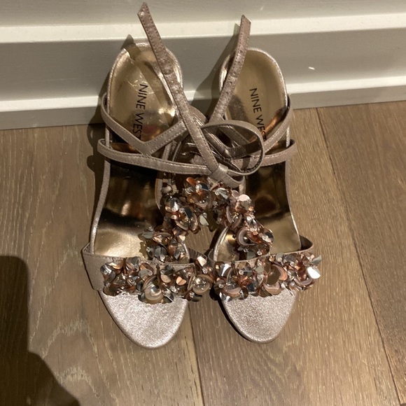 Brand New Nine West Ladies Shoes - Picture 4 of 4